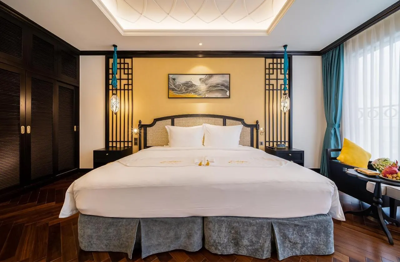 *****  Potique Hotel Nha Trang Vietnam