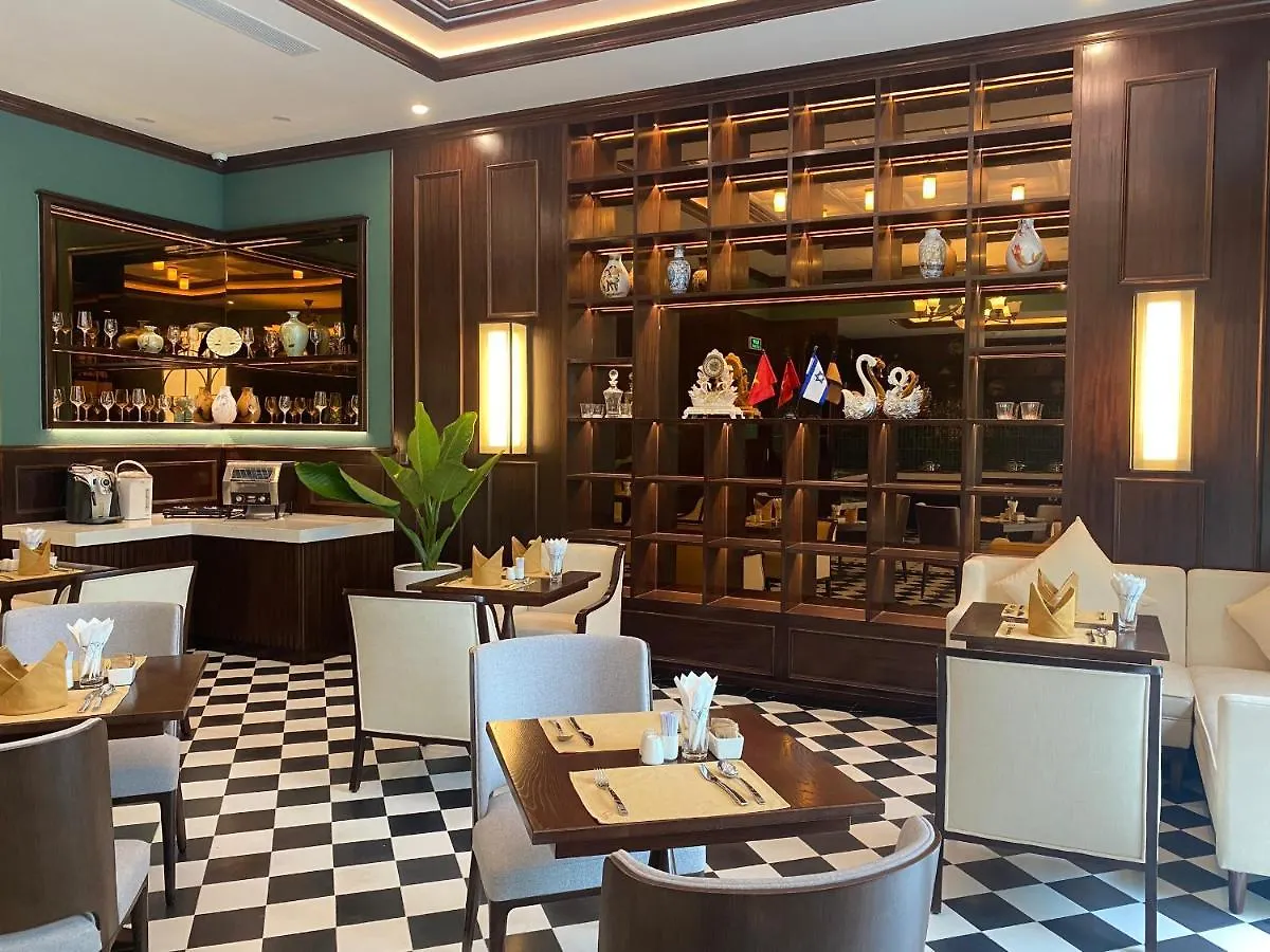 Potique Hotel Nha Trang 5*,